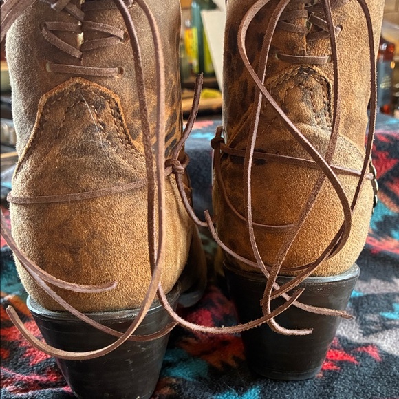 Corral Brown Ankle Boots with Silver Accent - Picture 6 of 7